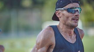 Eine Trainingseinheit auf der Laufbahn mit Jan Frodeno.