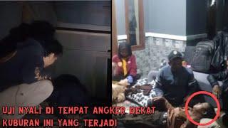 UJI NYALI DI RUMAH TERBENGKALAI PESERTA UJI NYALI LANGSUNG KESURUPAN