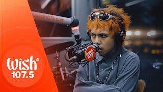 Zild performs Dekada 70 LIVE on Wish 107.5 Bus