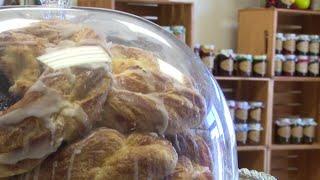 Laurel bakery offers discount to help homeless teens