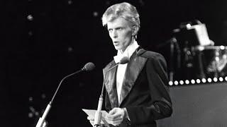 David Bowie Presents R&B Grammy Award 01 March 1975