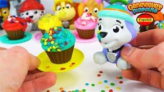 Aprende los Colores con Juguetes Paw Patrol y Tortas