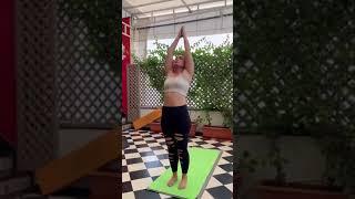 Kareena Kapoor Nipple Slip Oops Moment  Sexy Yoga Queen #shorts #yoga #kareenakapoor