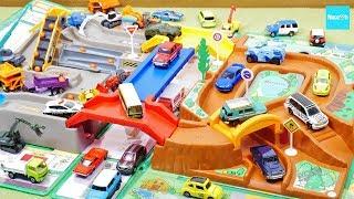 トミカ　つながるおでかけ立体マップ  おかたづけ 工事現場 パーキング ／ Tomica Tomica town map