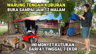 Warung Cantik Tengah Kuburan  Merinding...Kalau Malam Banyak Suara Aneh Mengerikan.