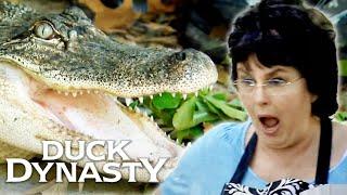 MASSIVE GATOR Terrorizes Miss Kay Season 1  Duck Dynasty