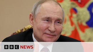 Do Russians really hate the US UK and West? - BBC News