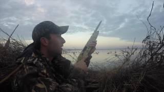 Duck Hunting 2016 Ep 8 -- A Foggy Morning in the Pits