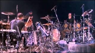 Godsmack - Drum Battle HD - Sully Erna vs Shannon Larkin - Batalla De Los Tambores HD.flv