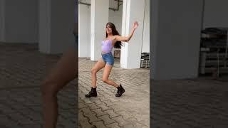 Shruti Sinha dance on Ishq Shava   Kanika Sharma Choreography