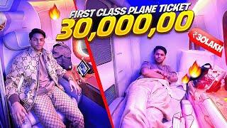 Unboxing the $10000 Emirates FIRST Class