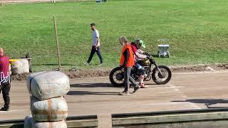 Dnepr R wie Racing beim Flat Track auf dem Dithmarschen Ring Fahrer Luca  Motor original Ural M67