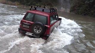 Mt Skene 4x4 Winter action - Lazarini Spur Track and Holylands Link Track