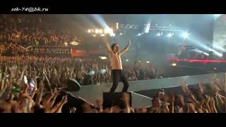 Depeche Mode - Never Let Me Down Again  Tour of the Universe Live In Barcelona 2009