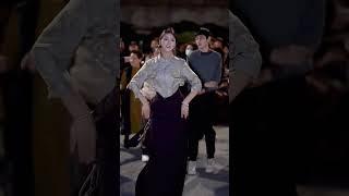 幸福应该是“无”吧。无忧无虑，无病无灾，无牵无挂....#锅庄舞 #藏文化#爱笑女孩 #苏拉  Dance Video  Girl Dance
