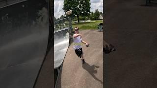 CRACKHEAD LOSES IT #scooter #skatepark #challenge #skit #comedy #funny