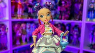 UNBOXING NEW SERIES 2 GLO UP GIRLS DOLL SADIE REVIEW AND COMPARING TO SERIES 1