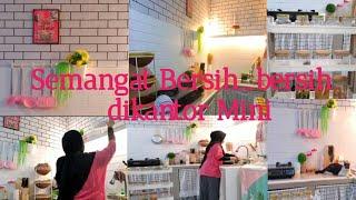 Bersih - bersih didapur Dapur Sempit