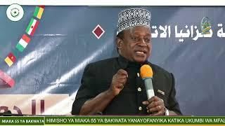 MCHUNGAJI HANANJA AMVUNJA MBAVU MUFTI  UKUMBI MZIMA KICHEKO AZUNGUMZA KIARABU