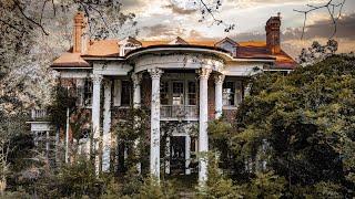 ABANDONED Pilots Mansion with EVERYTHING Still Inside  He Crashed in Backyard