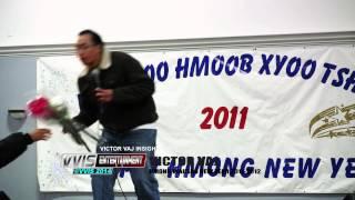 Victor Vaj sings Hmong Wausau New Year 2011-2012