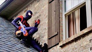 Nerf War Spiderman Rooftop Invasion