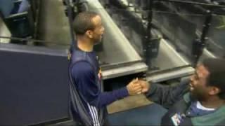 Monta Ellis Amazing Handshake