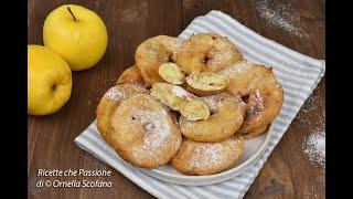 Frittelle di mele in pastella gonfia leggere e non unte una tira laltra - Ricette che Passione