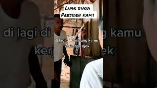 moment presiden Jokowi ketuk pintu rumah warga Baubau di malam hari