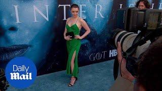 Gorgeous in green Maisie Williams at Game of Thrones S7 premiere - Daily Mail