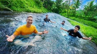 PERTAMA KALI MANDI DI SUNGAI