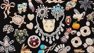 MYSTERY UNBOXING VINTAGE COSTUME JEWELRY UNUSUAL & RARE #vintage #jewelry #unboxing MY COLLECTION