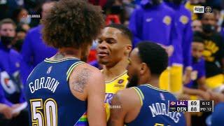 Westbrook tried to fight Aaron Gordon but was stopped by his teammates ‍️