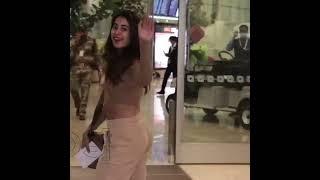 Jhanvi Kapoor Looks TIRED And AVOIDS Posing For Media At The Airport#jhanvikapoor