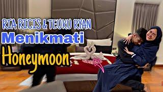 kumpulan foto honeymoon ria ricis dan teuku ryan.menikmati honeymoon di bali