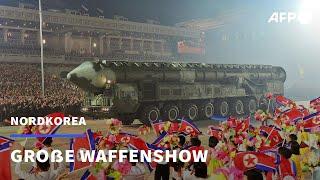 Nordkorea Schoigu als Ehrengast bei Waffenparade  AFP