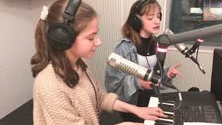 Chandelier - Sia - Cover by MIMI & JOSEPHINE  THE VOICE KIDS 2019  Mimi & Josi