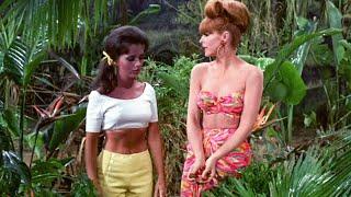 This Photo Is Not Edited Look Closer at the Gilligan’s Island Blooper