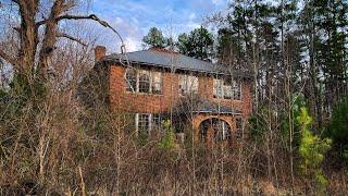 Huge 110 year old Abandoned School House w Antique Plumbing & Incredible Ceilings