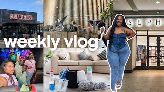 WEEKLY VLOG Clean with Me Movie Screening & Home Renovations