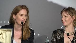 #Cannes2023 - Justine Triet précise sa pensée sur les menaces sur le système davance de recette