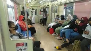 waw keren ada suara bell announcement nya di krl tm 6033.