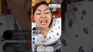 Ada ada aja yang bertanya ke tante lala saat live kocak