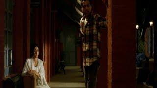 Soha asks Abhay Deol to help her