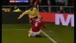 Harry Kewells awesome stepover vs Wes Brown