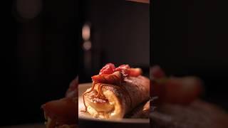 Do you crave your breakfast in bed? #creamfilling #bigbanana #soufflepancake
