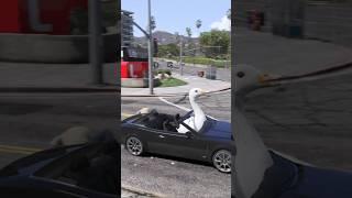 Crazy duck in city - GTA 5 #shorts #gta5 #gaming