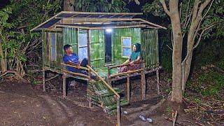 Camping hujan deras  2 hari membangun shelter yang indah bersama istri di hutan belan tarah