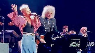 Queen &  PNK - Somebody To Love - LIVE Tribute Concert ft. Brian May + the Foos