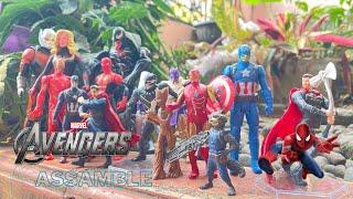 Avengers Captain America Iron Man Hulk Thor Black WidowScarlet Witch VisionFalcon Spider-Man